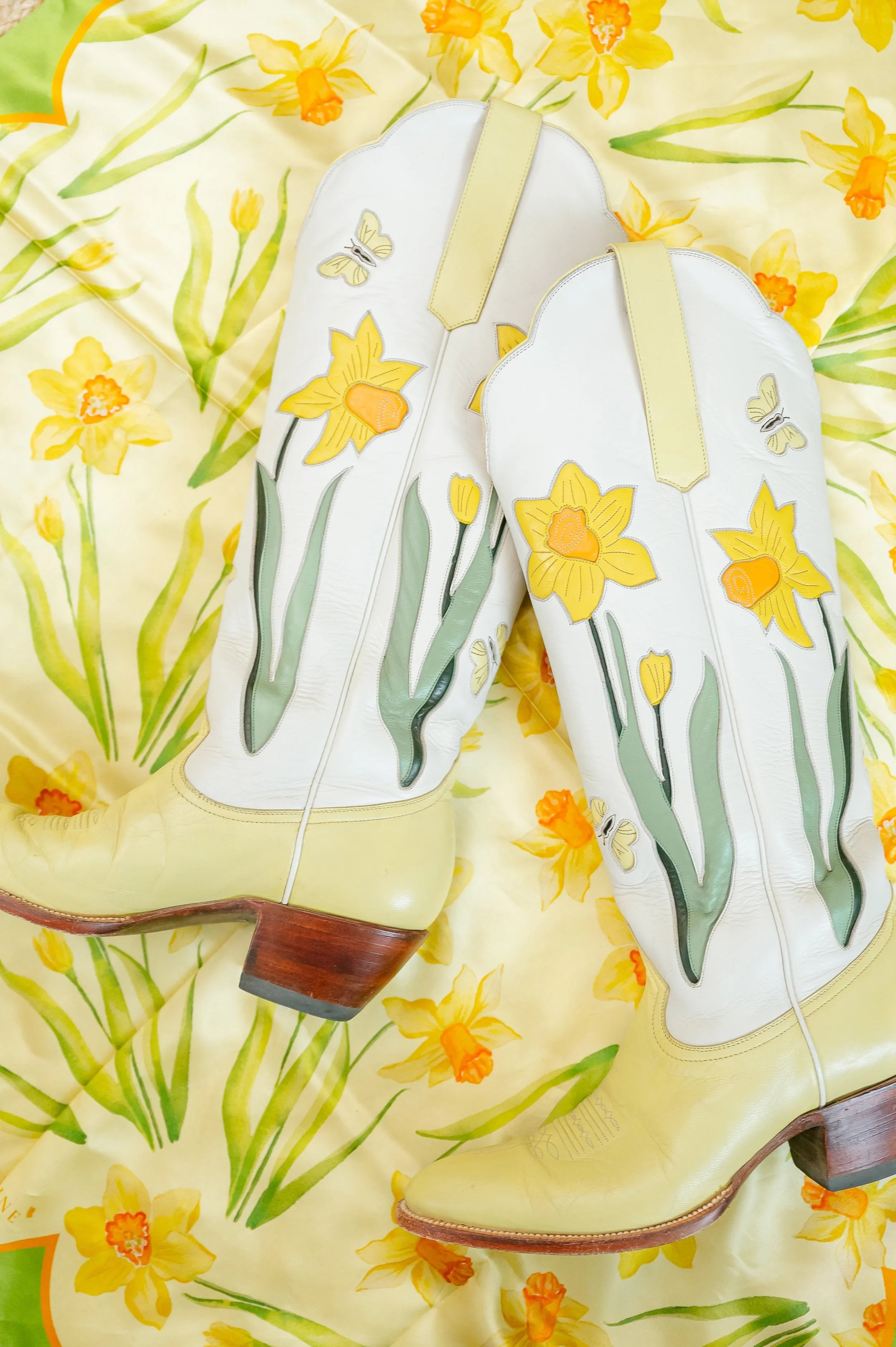 Daffodil Scarf