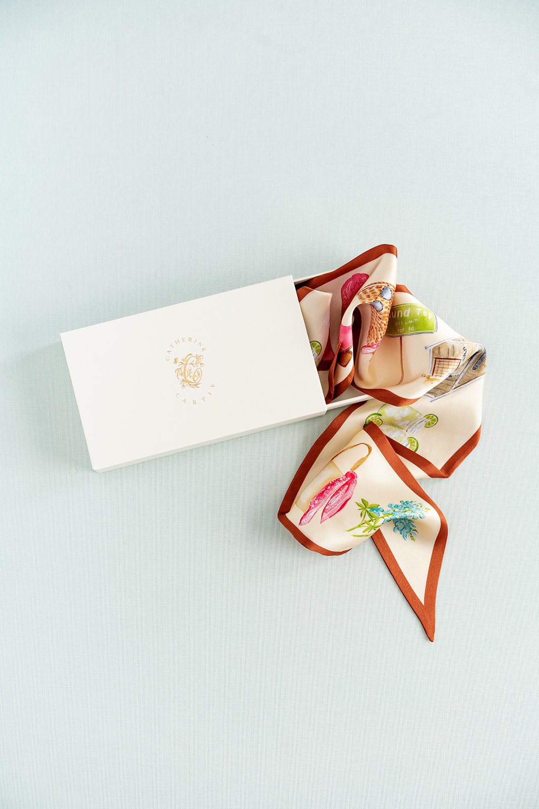 Round Top Silk Ribbon Scarf