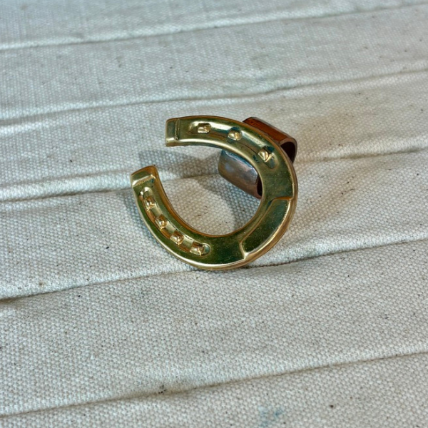 Horseshoe - Brass Scarf Slide