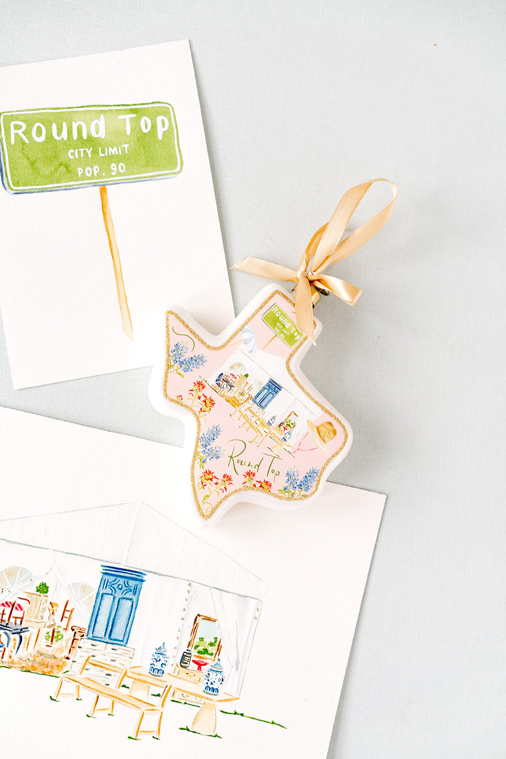 Texan Christmas Ornament - Round Top